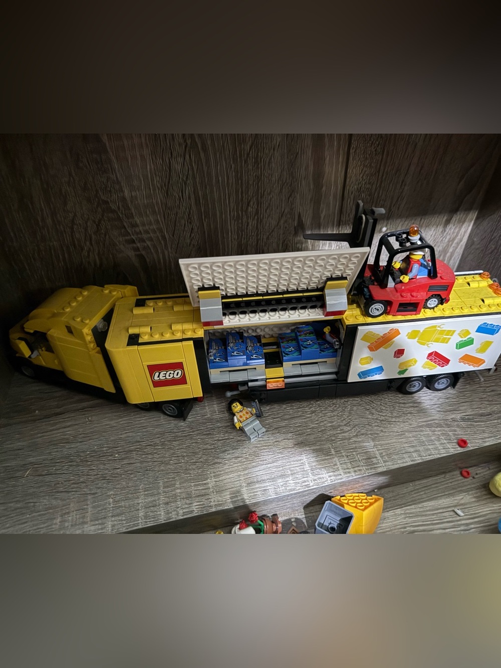 LEGO Yellow Delivery Truck 60440
